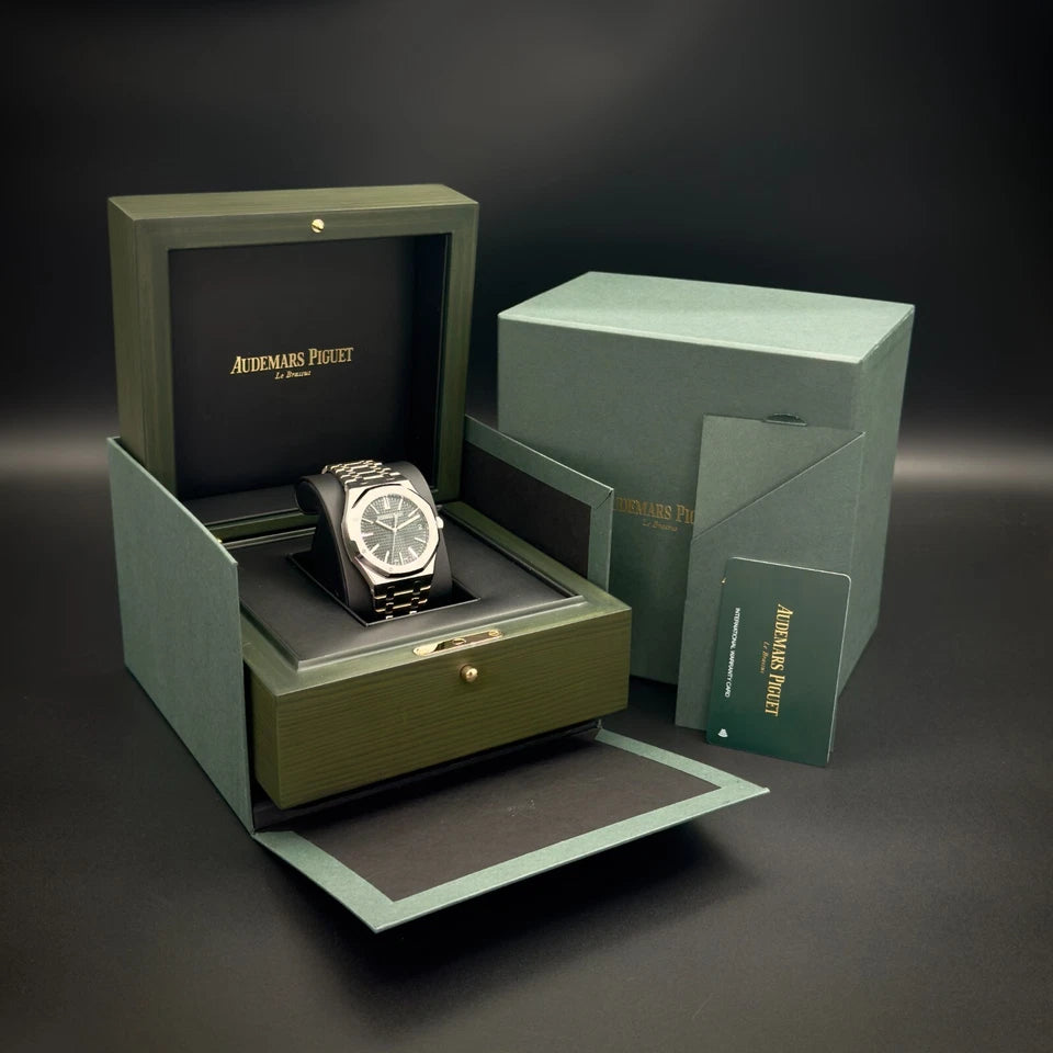 Audemars Piguet Royal Oak 41mm Black Dial Stainless Steel 15510ST B&P 2023